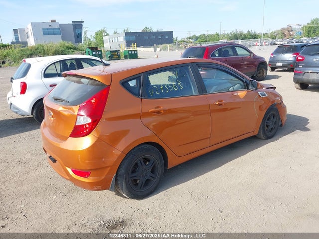 KMHCT5AE0GU273563 Hyundai Accent
