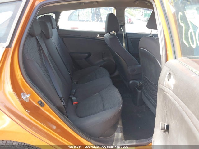 KMHCT5AE0GU273563 Hyundai Accent