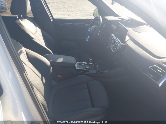 5UX53DP00R9W35530 BMW X3