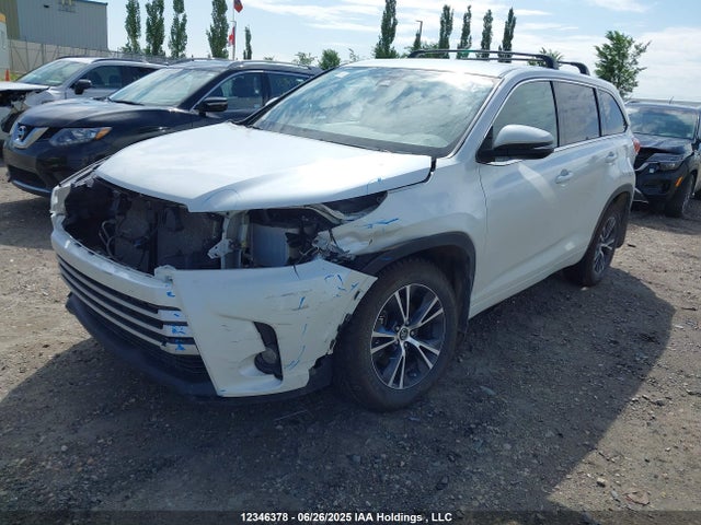 Toyota 2gr-fks 2018 5TDBZRFH2JS913423 Image 2