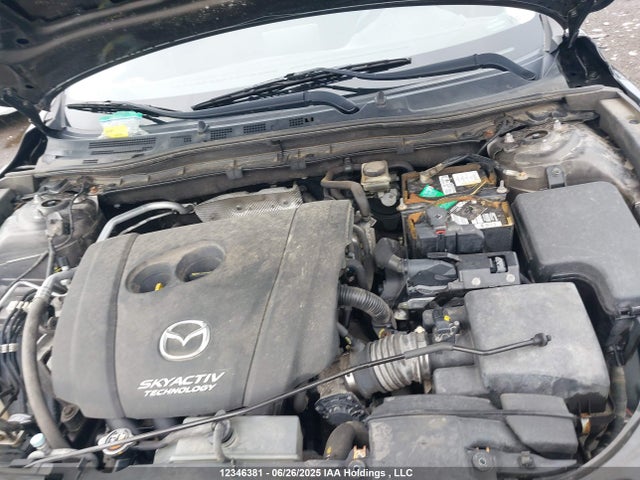 3MZBM1V72FM155323 Mazda pe