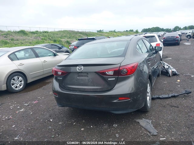 3MZBM1V72FM155323 Mazda pe
