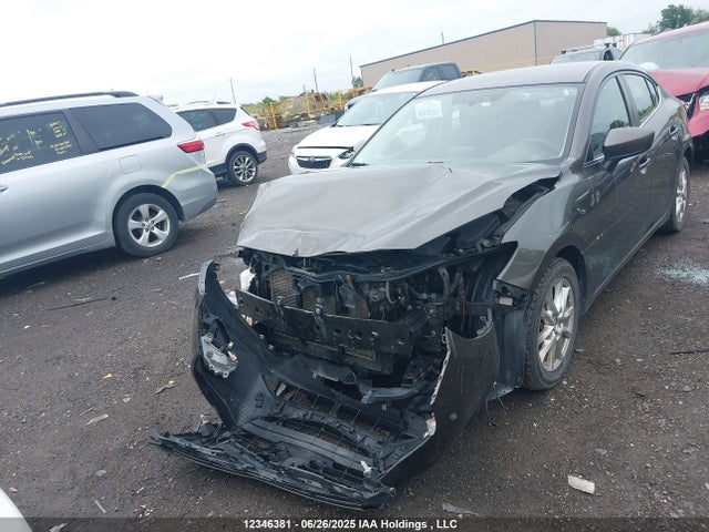 3MZBM1V72FM155323 Mazda pe