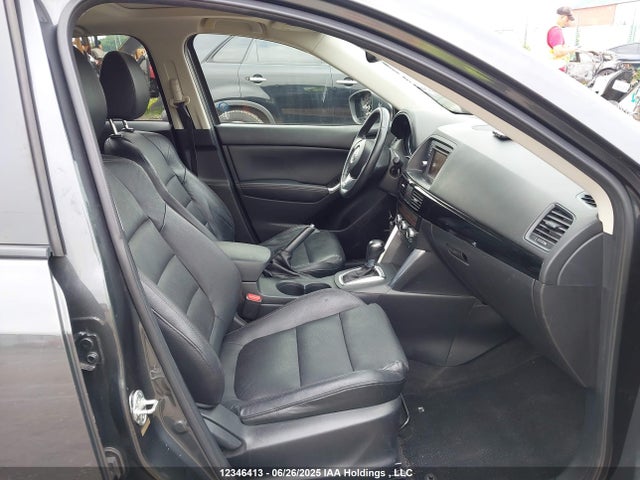 JM3KE4DY9F0436945 Mazda py
