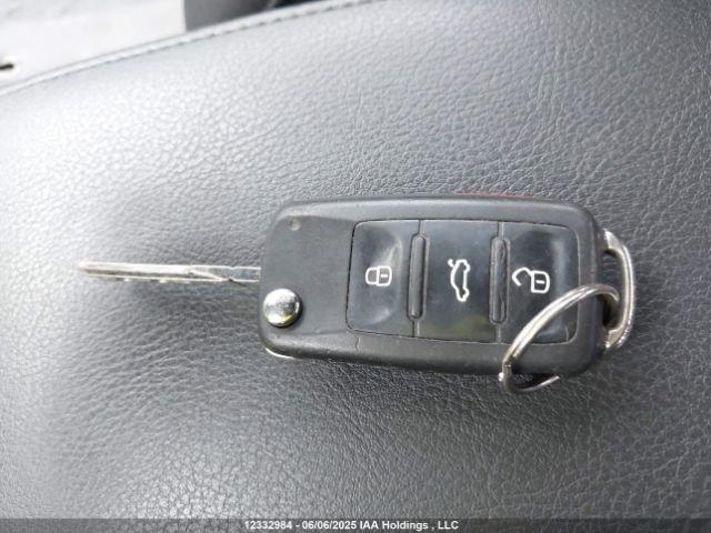3VWBK7AJ1EM356588 Volkswagen Jetta