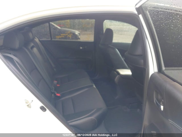 1HGCR2F53GA808852 Honda k24w1