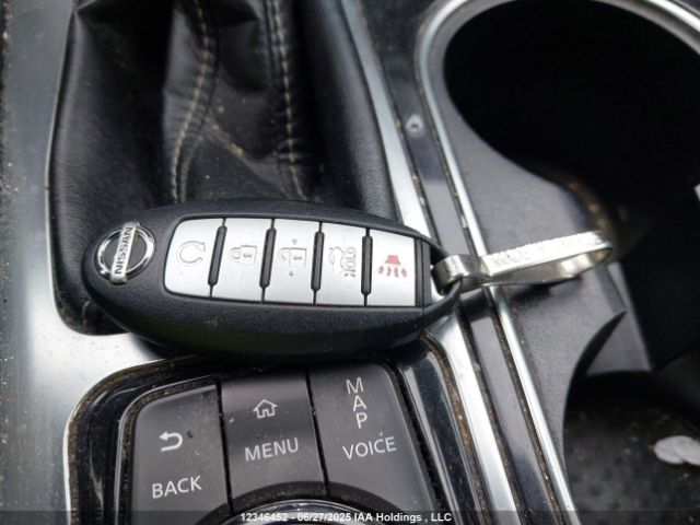 1N4AA6AP4GC380569 Nissan 2016