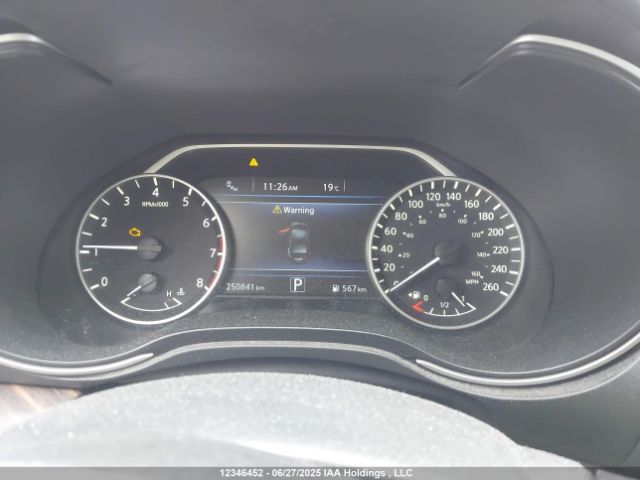 1N4AA6AP4GC380569 Nissan 2016