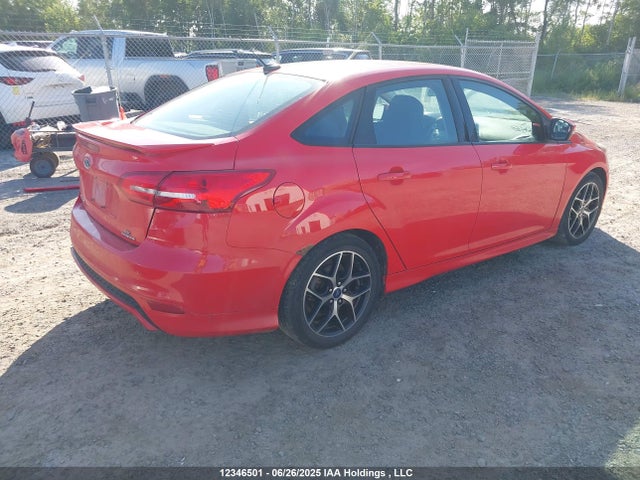 Ford FOCUS SE 2015 1FADP3F20FL371101 Image 4