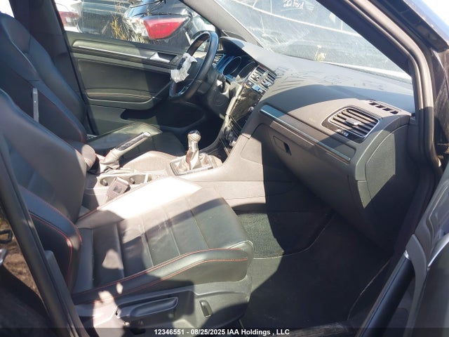 3VW5T7AU3KM007710 Volkswagen 2019