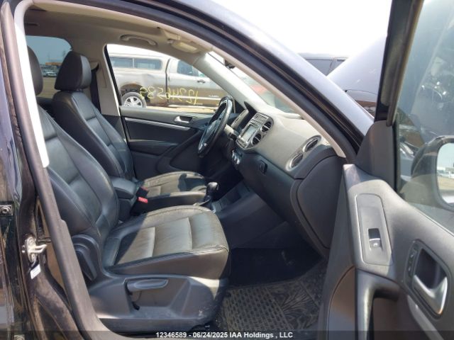 WVGJV3AX8EW605967 Volkswagen 2014