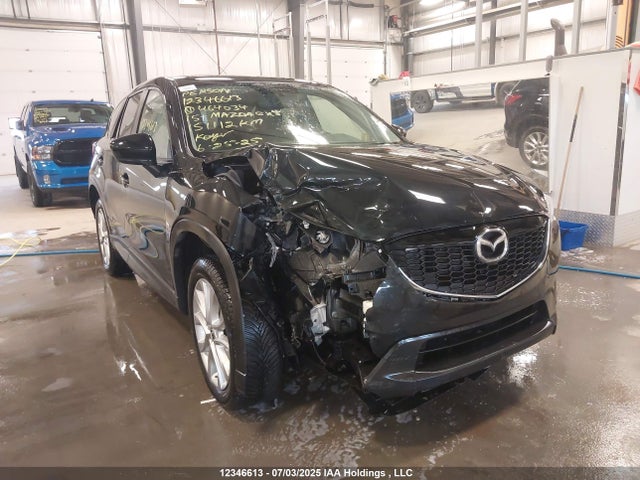 JM3KE4DY9F0464034 Mazda py