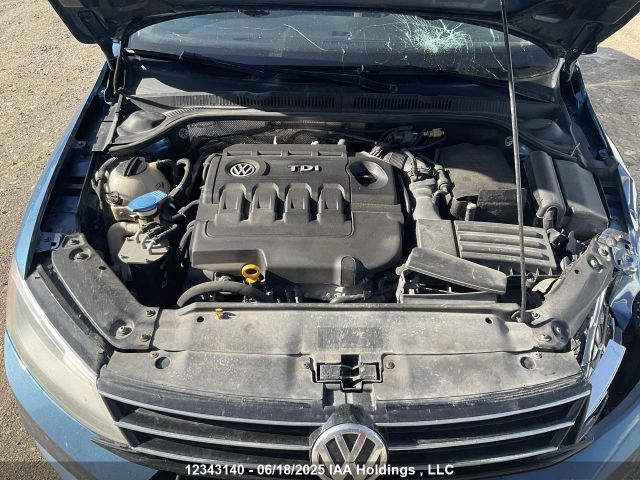 3VWDA7AJXFM288952 Volkswagen 2015
