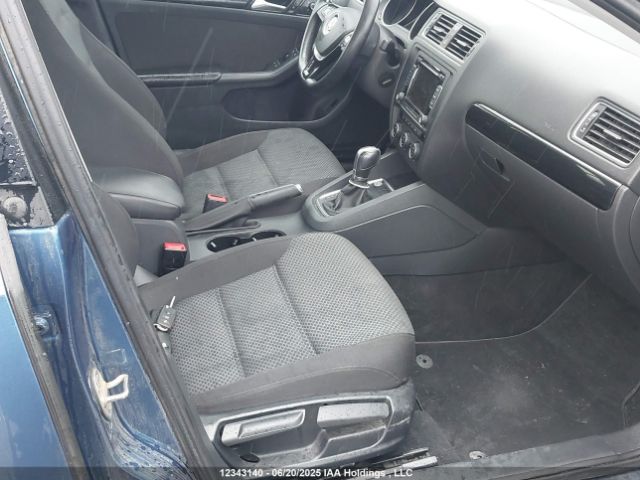 3VWDA7AJXFM288952 Volkswagen 2015