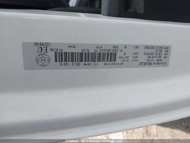 3C6URVJG0GE101015 RAM 2016