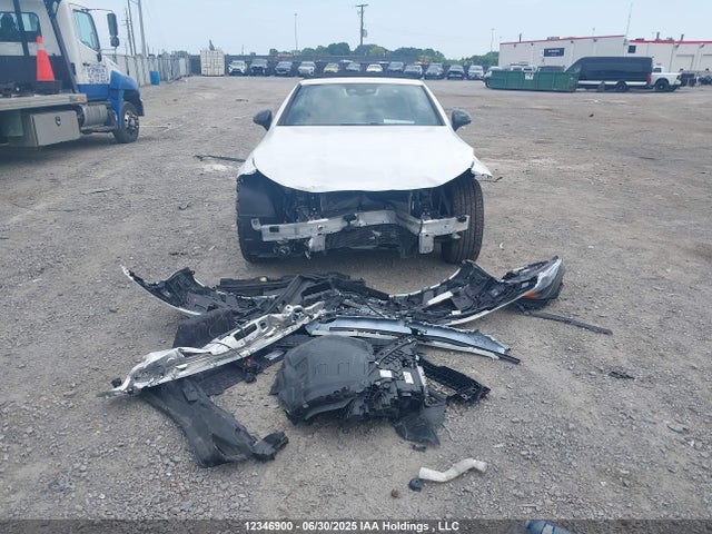 W1KMK4HB7RF025101 Mercedes-Benz m254