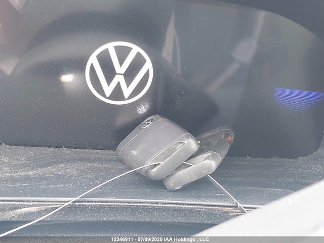 3VVGX7B23RM044300 Volkswagen tsi