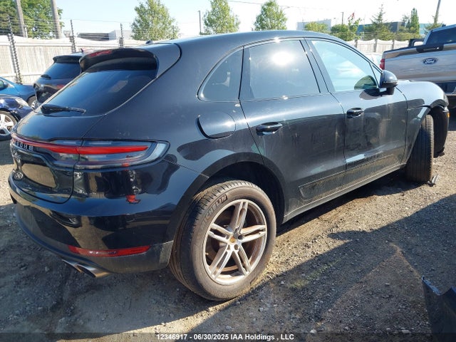 Porsche Macan 2019 WP1AB2A58KLB33142 Image 4