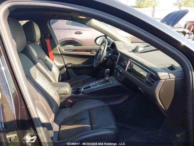 Porsche Macan 2019 WP1AB2A58KLB33142 Image 5