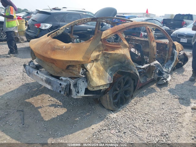 5YJ3E1EA5MF857458 Tesla 2021