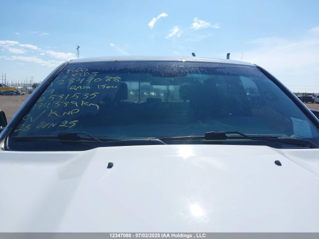 RAM 1500 2019 1C6RR7LT4KS531535 Image 18
