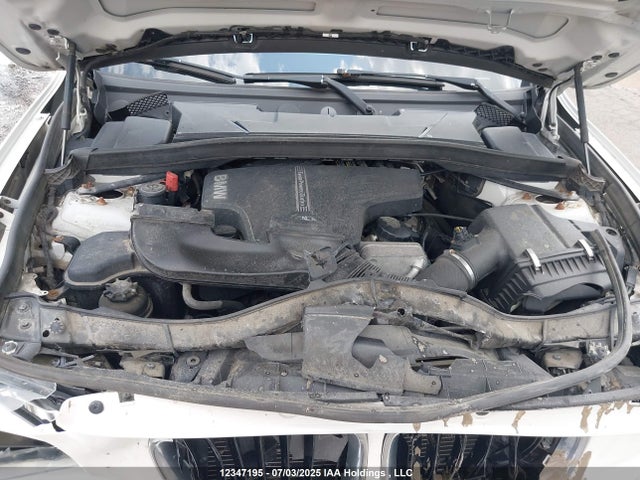 WBAVL1C54FVY38048 BMW X1