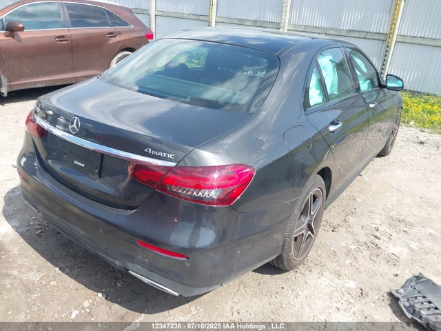 W1KZF5KB8PB115841 Mercedes-Benz m256