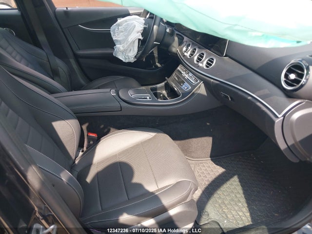 W1KZF5KB8PB115841 Mercedes-Benz m256