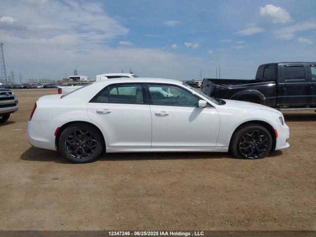 2C3CCASG8PH561254 Chrysler 300