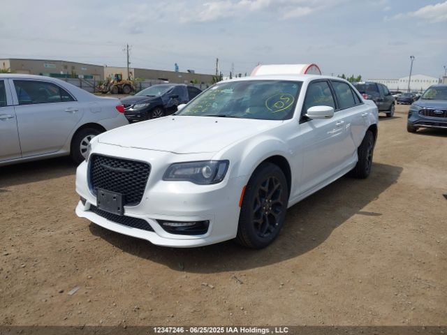 2C3CCASG8PH561254 Chrysler 300
