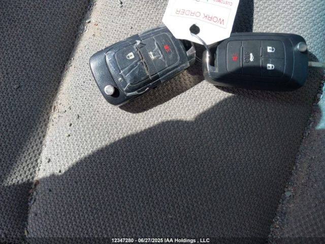 1G1PL5SH7F7213560 Chevrolet luw