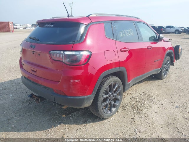 3C4NJDBB1MT517552 Jeep 2021