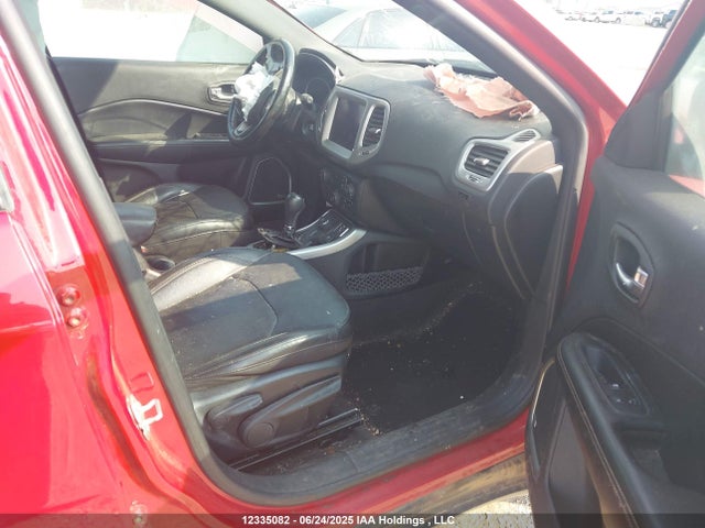 3C4NJDBB1MT517552 Jeep 2021
