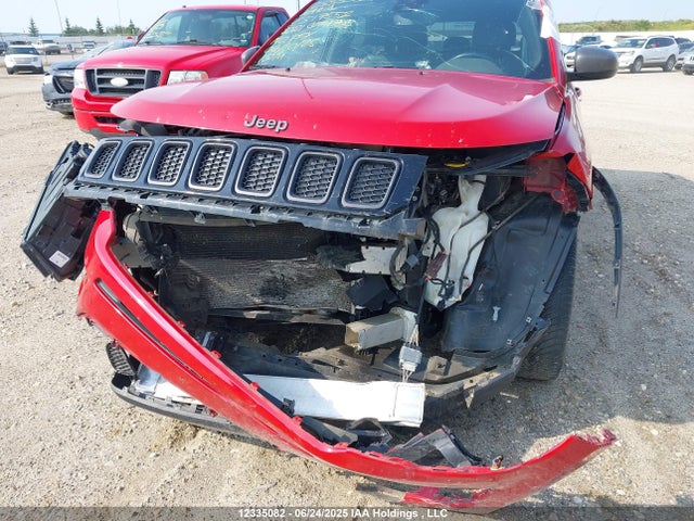 3C4NJDBB1MT517552 Jeep 2021