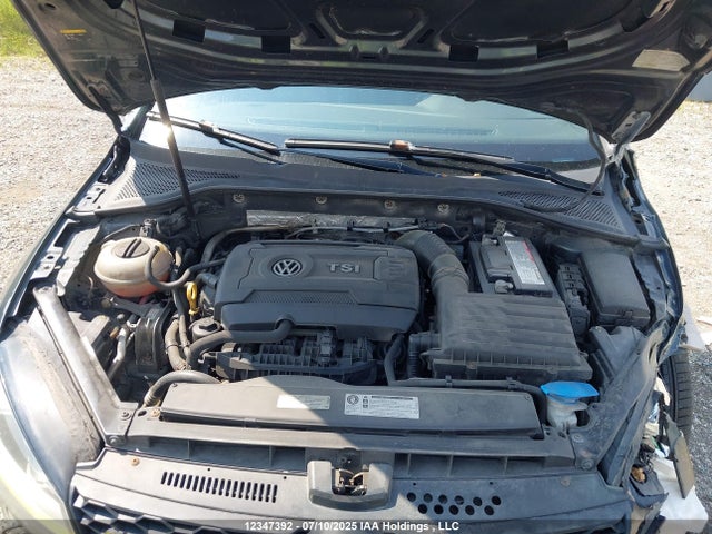 3VW447AU9FM082619 Volkswagen 2015