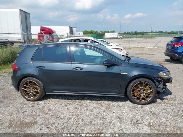 3VW447AU9FM082619 Volkswagen 2015