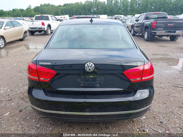 1VWBN7A38EC022648 Volkswagen Passat