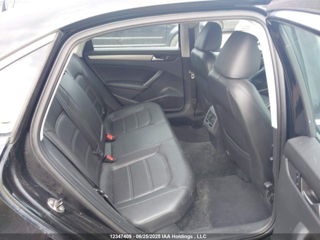 1VWBN7A38EC022648 Volkswagen Passat