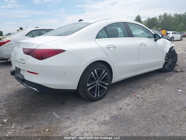W1K5J4HB8SN537257 Mercedes-Benz m260