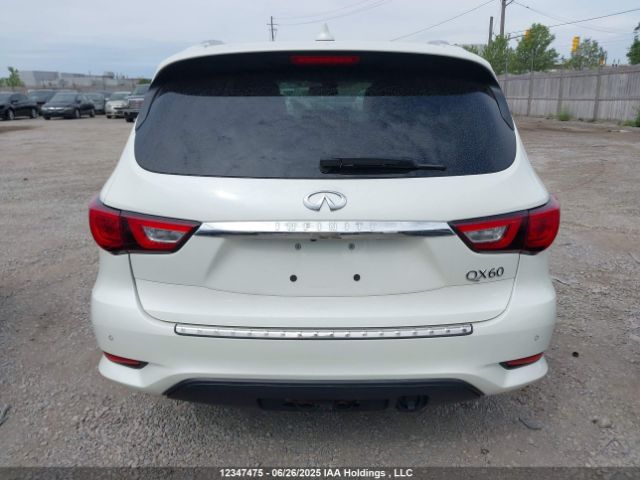5N1DL0MMXHC555811 Infiniti 2017