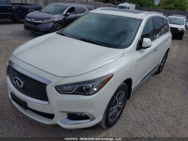 5N1DL0MMXHC555811 Infiniti 2017