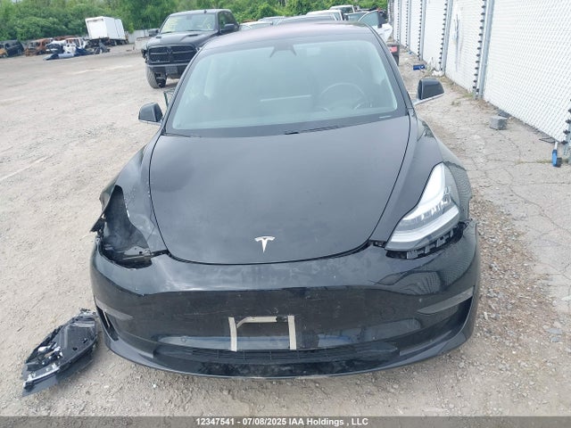 5YJ3E1EA2JF095654 Tesla MODEL 3