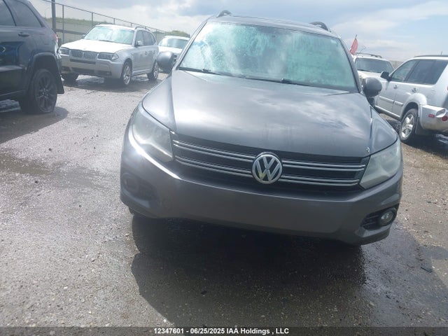 WVGJV3AX9EW618940 Volkswagen 2014