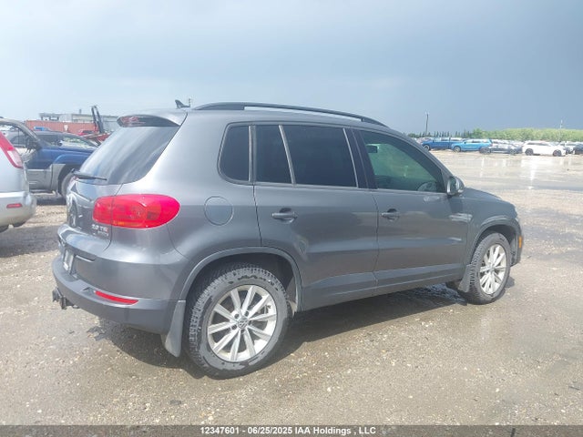 WVGJV3AX9EW618940 Volkswagen 2014