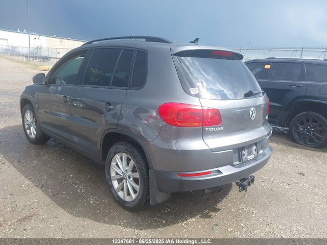 WVGJV3AX9EW618940 Volkswagen 2014