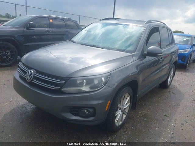 WVGJV3AX9EW618940 Volkswagen 2014