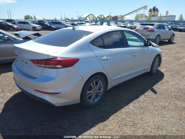 KMHD84LF4HU087144 Hyundai 2017