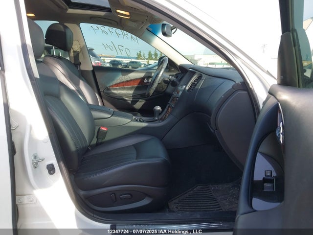 JN1BJ0RR5HM414194 Infiniti QX50