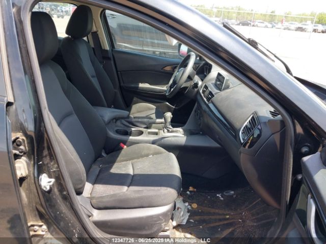 3MZBM1U78FM200959 Mazda pe
