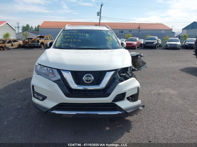 5N1AT2MV6JC725210 Nissan Rogue